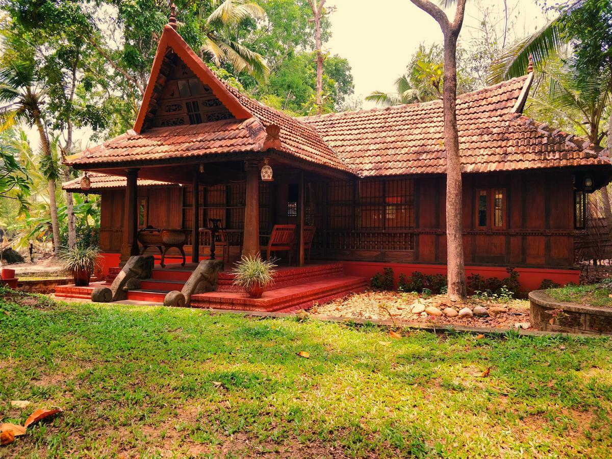 Palathra Heritage Mararikulam Eksteriør billede